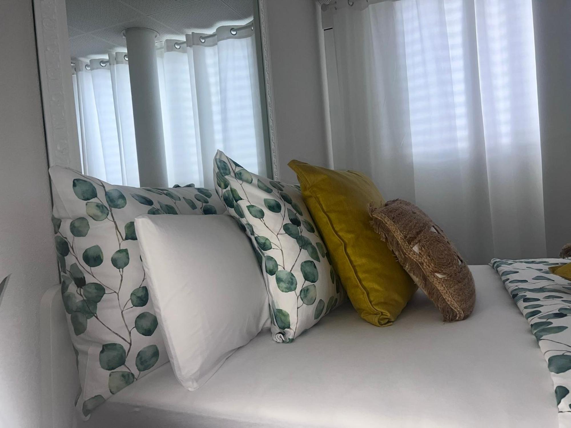 Business Sleeping Place Rolle Buitenkant foto